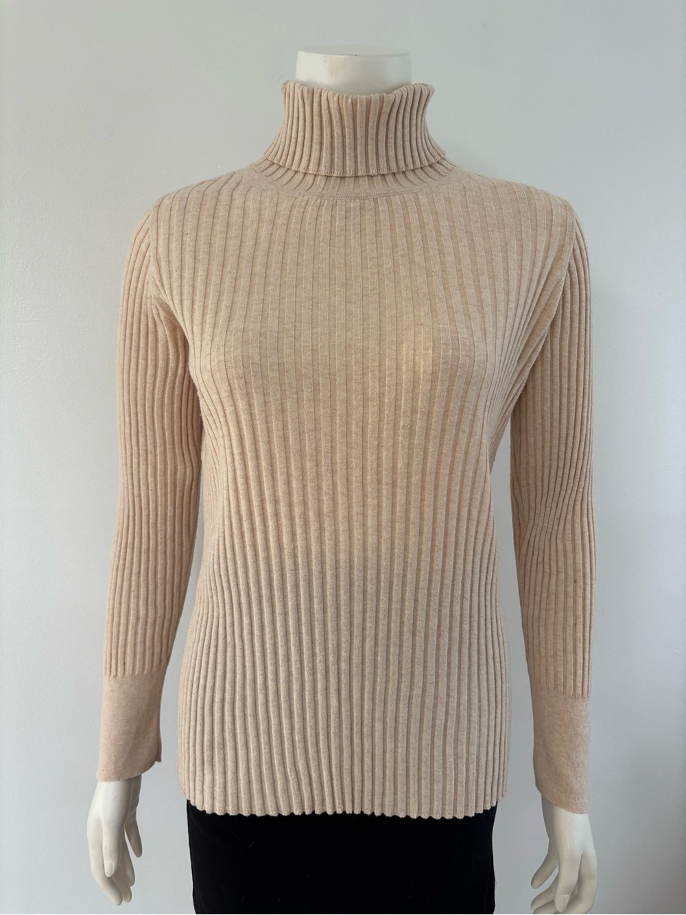 Tyler Boe Ribbed Cashmere Cotton Turtleneck Sweater in Light Beige